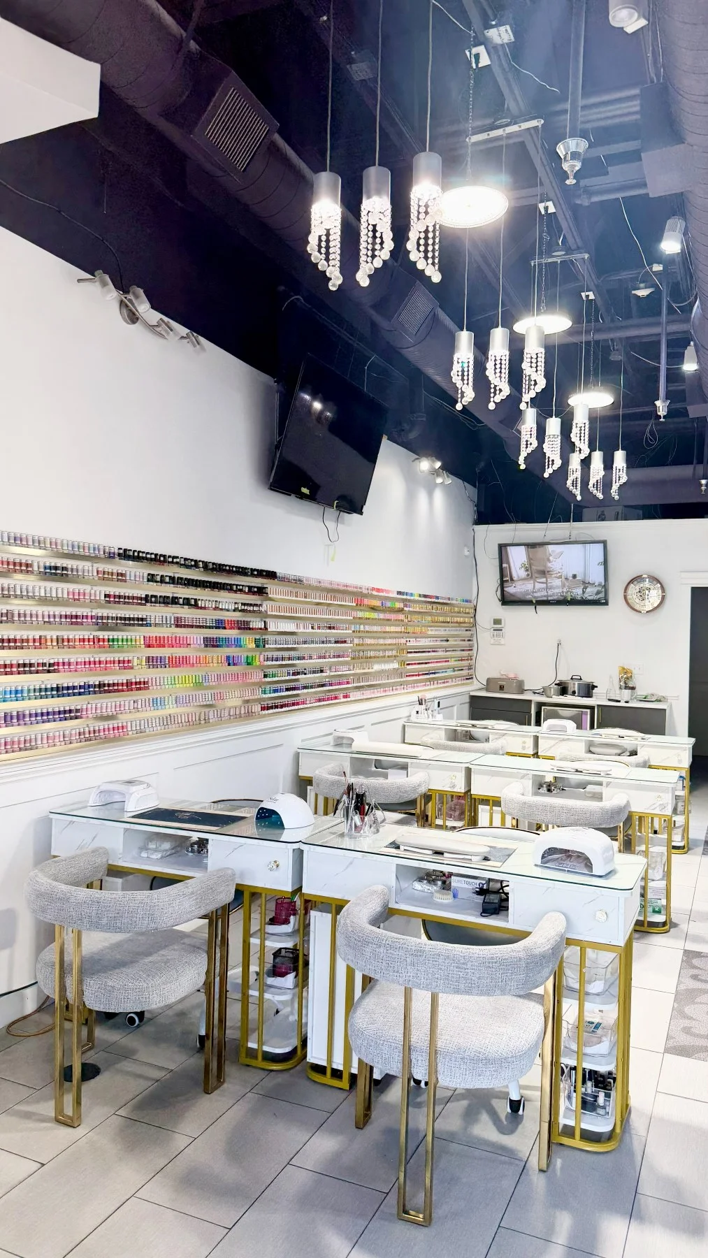 New manicure stations and polish collection at L’Amour Nail Spa